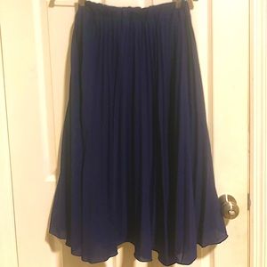 Pleated navy blue midi skirt